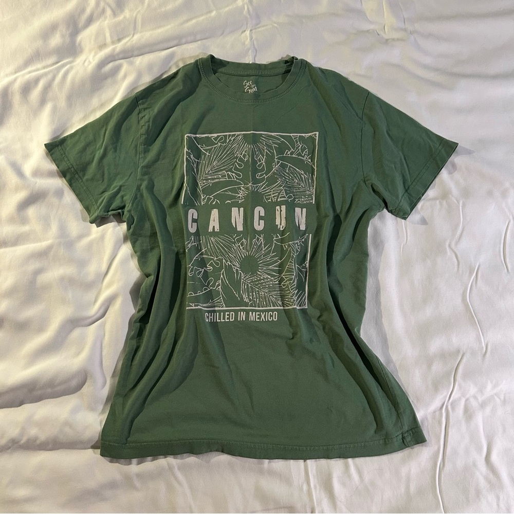 Chilled in Mexico Green Graphic Tee